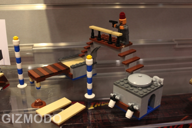 Illustration for article titled Short Round and Sean Connery's Papa Jones are My New Favorite Lego Minifigs